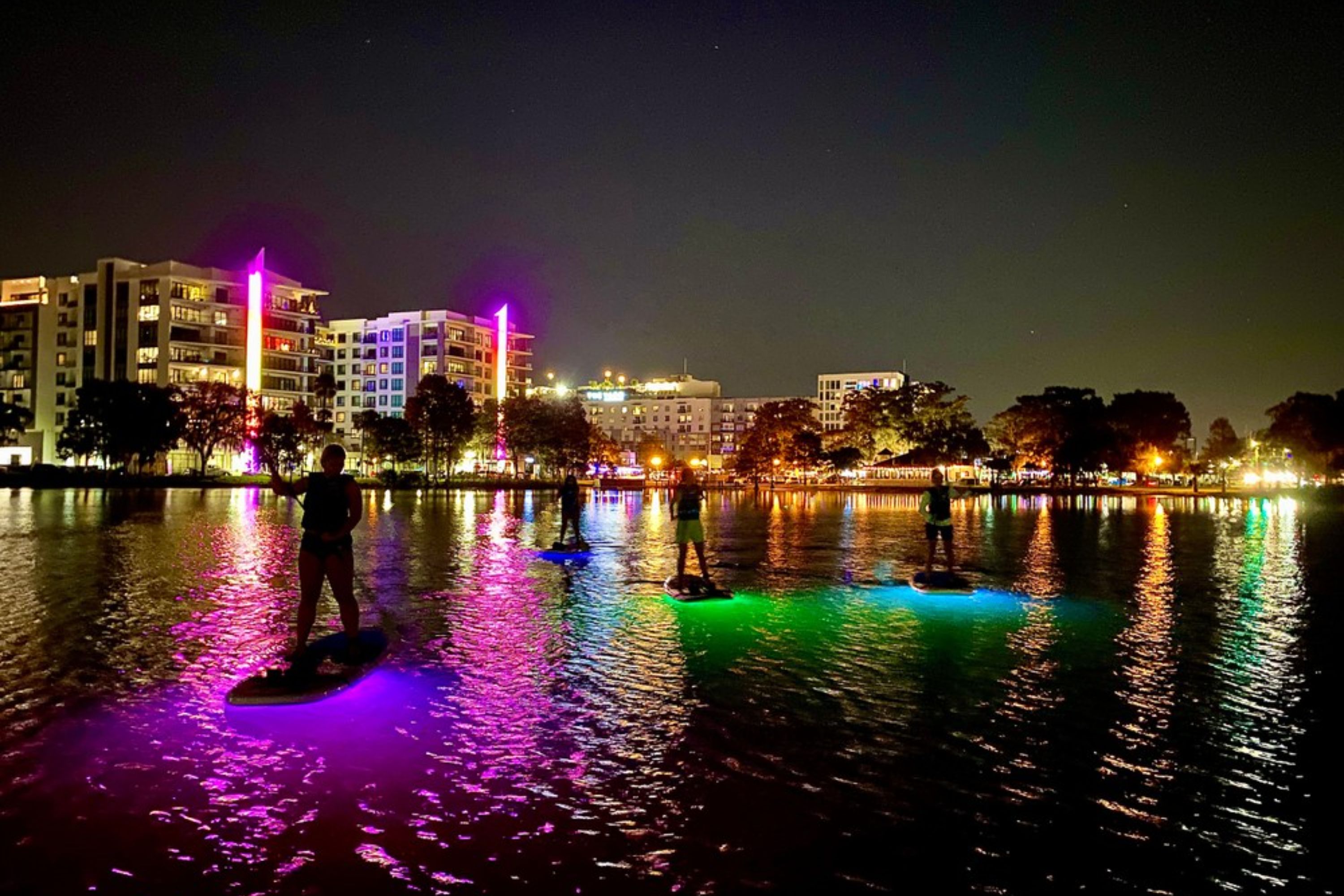 奧蘭多 LED 夜光皮划艇或立式划槳體驗