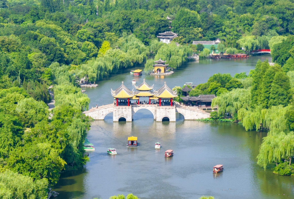 【南京集合上海解散】華東五市揚州烏鎮全景6日遊（揚州瘦西湖+無錫靈山大佛+蘇州烏鎮+杭州西湖+贈宋城千古情表演+城隍廟+金茂大廈）