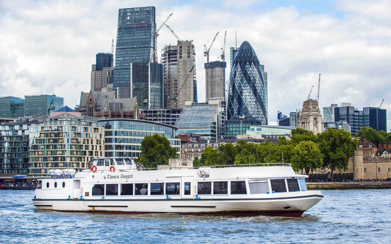 London Sightseeing Cruise by Thames River Sightseeing