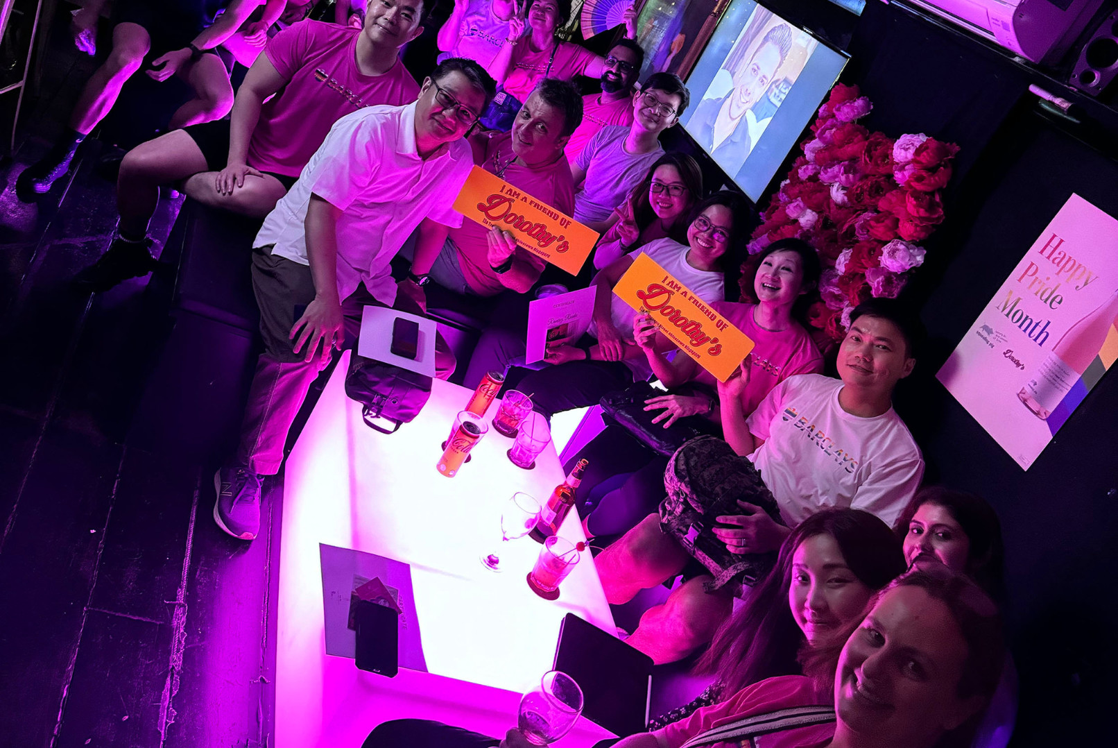 Queer Bar Crawl in Singapore