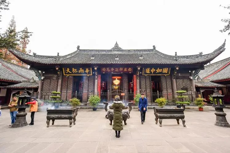 成都文殊院 武侯祠 錦裡 寬窄巷子 私人導覽一日遊