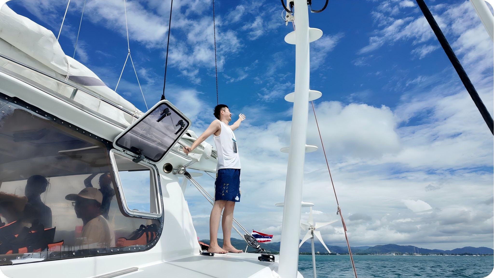 Phuket：Racha & Coral Islands Day Tour by Luxury Sailing Yacht