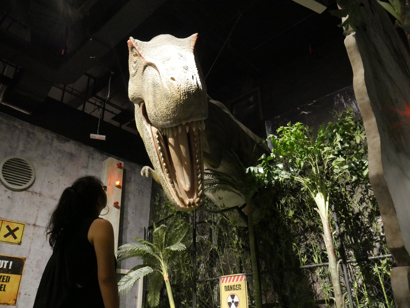 jurassic park traveling exhibit