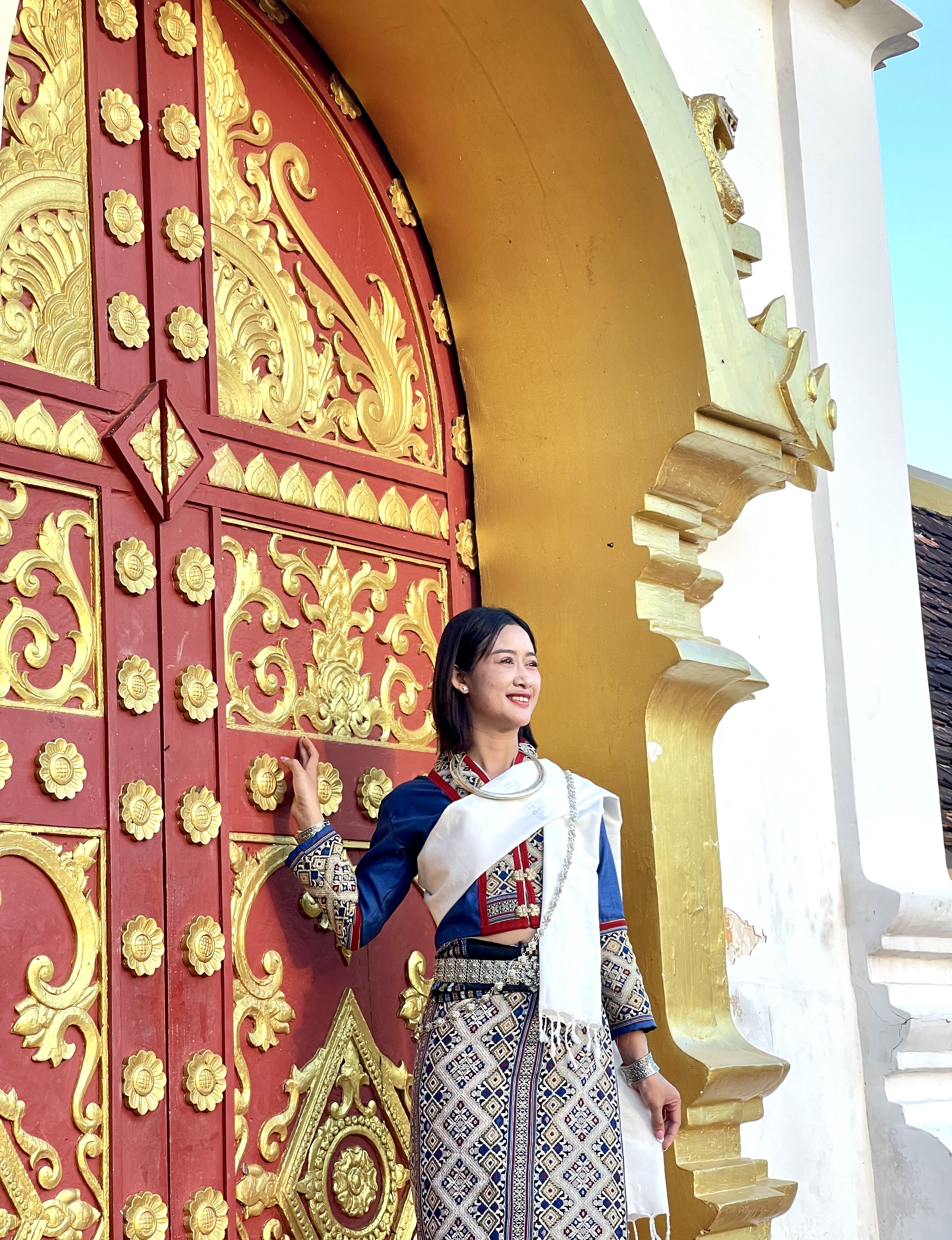 永珍寮國傳統服飾寫真之旅