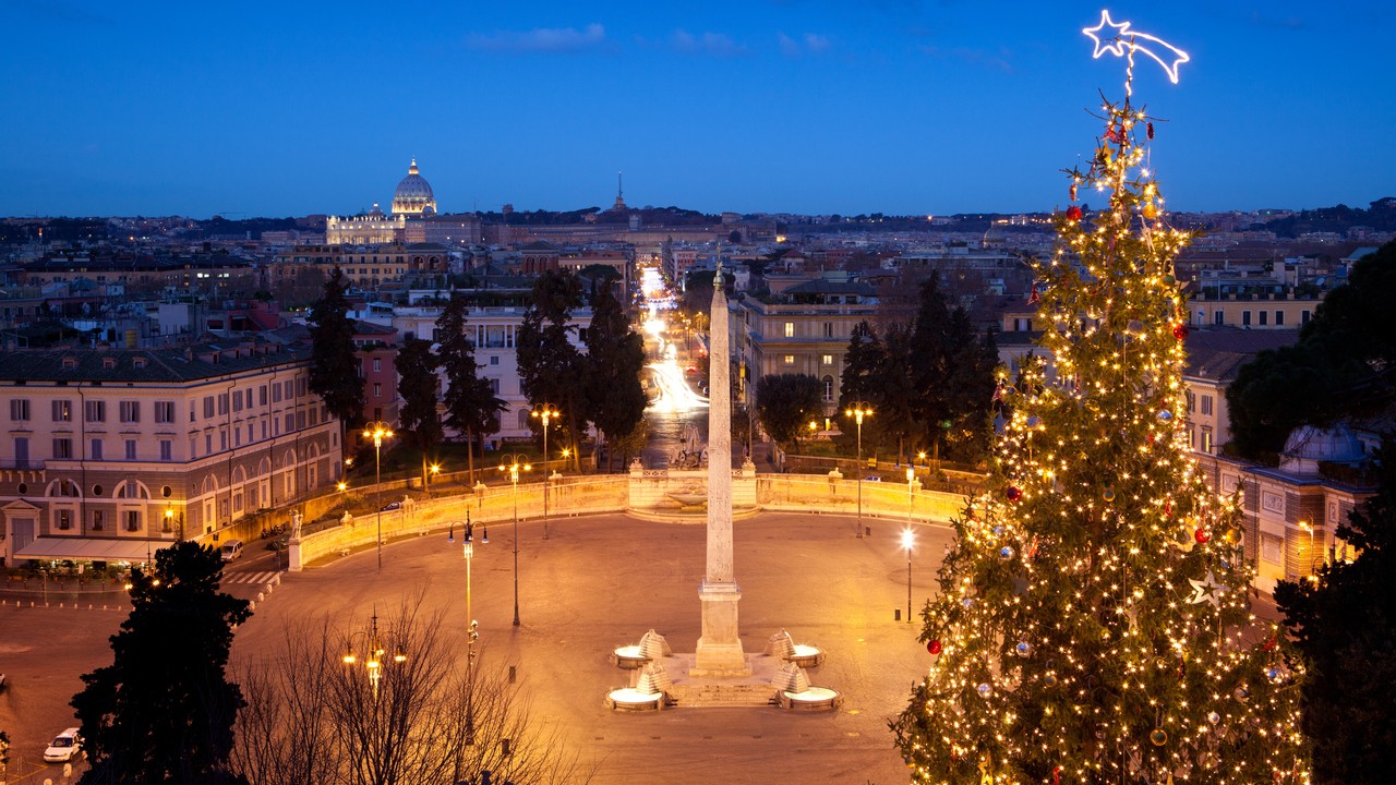 Christmas panoramic bus tour in Rome