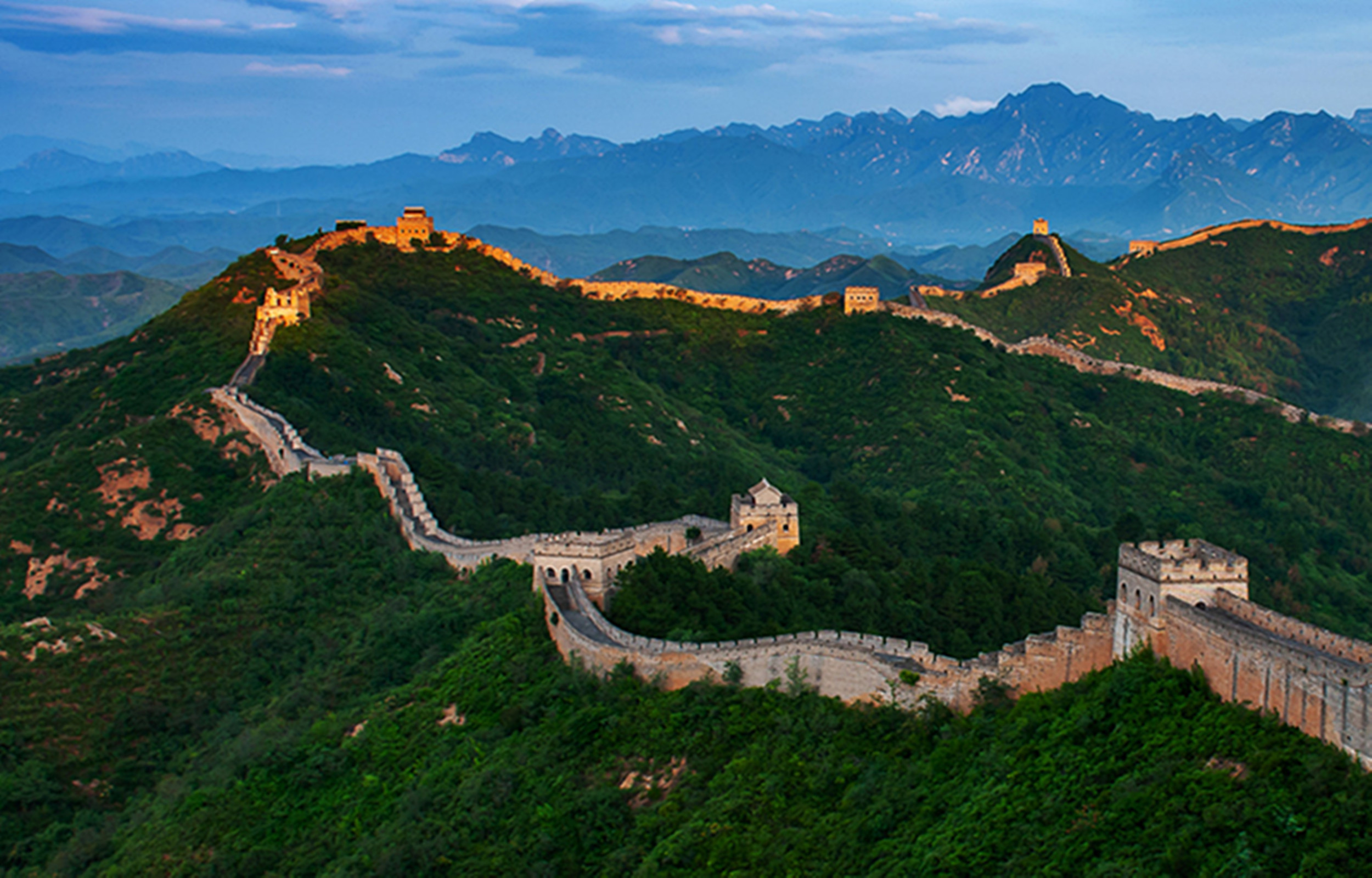 11-Day China Wonders Tour: Beijing + Xi'an + Guilin + Shanghai Group Tour