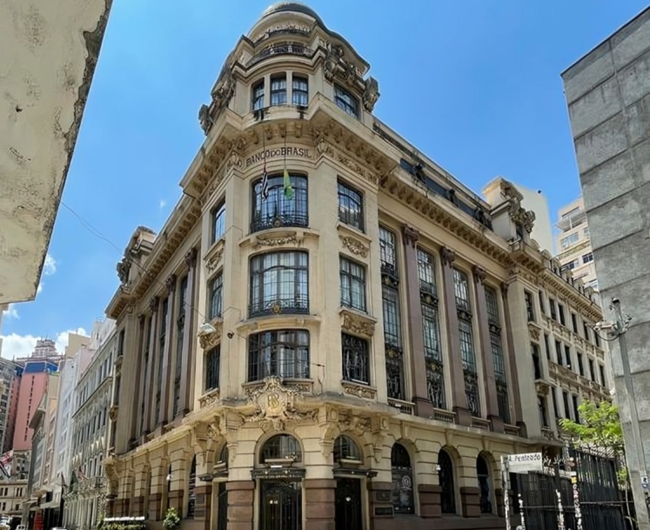 São Paulo : Must-See Sites Walking Tour With A Guide