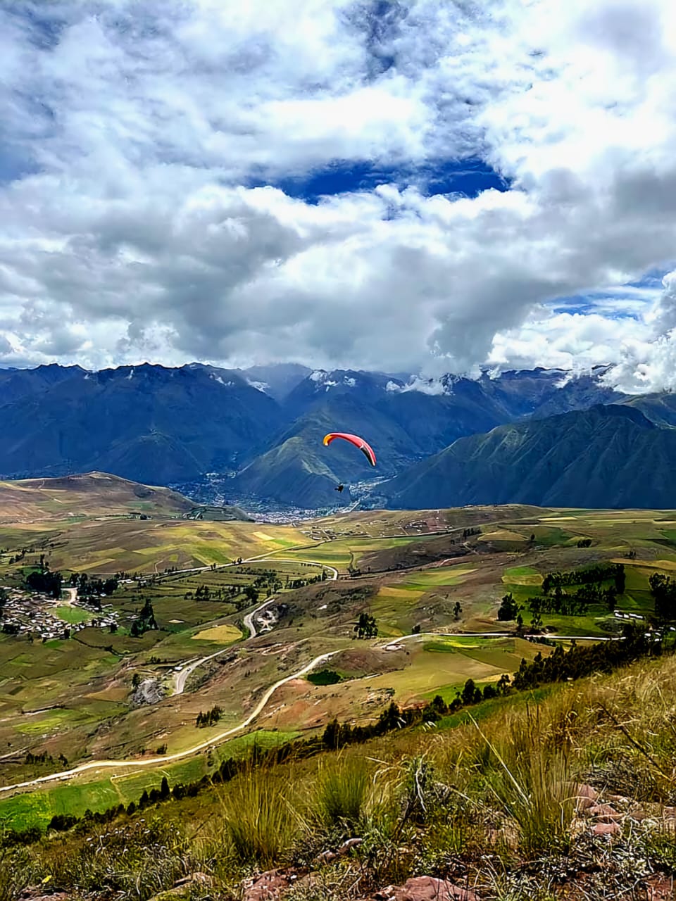 Half-Day Paragliding Adventure Over the Sacred Valley of the Incas