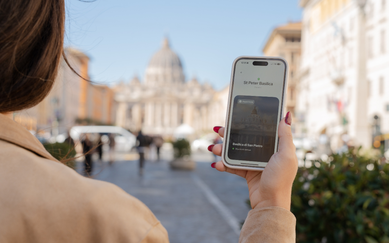 瞭解米開朗基羅的《聖殤》背後的故事，這是一尊神聖而精美的漢白玉雕塑