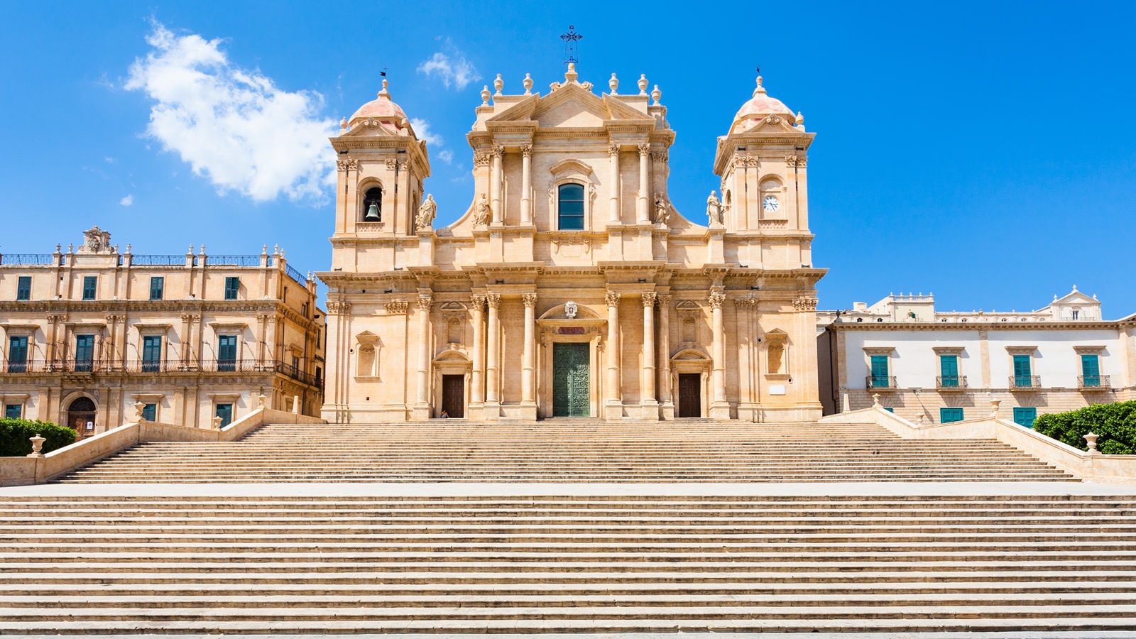 Baroque Treasures of Noto Private Tour and Hidden Coastal Gems