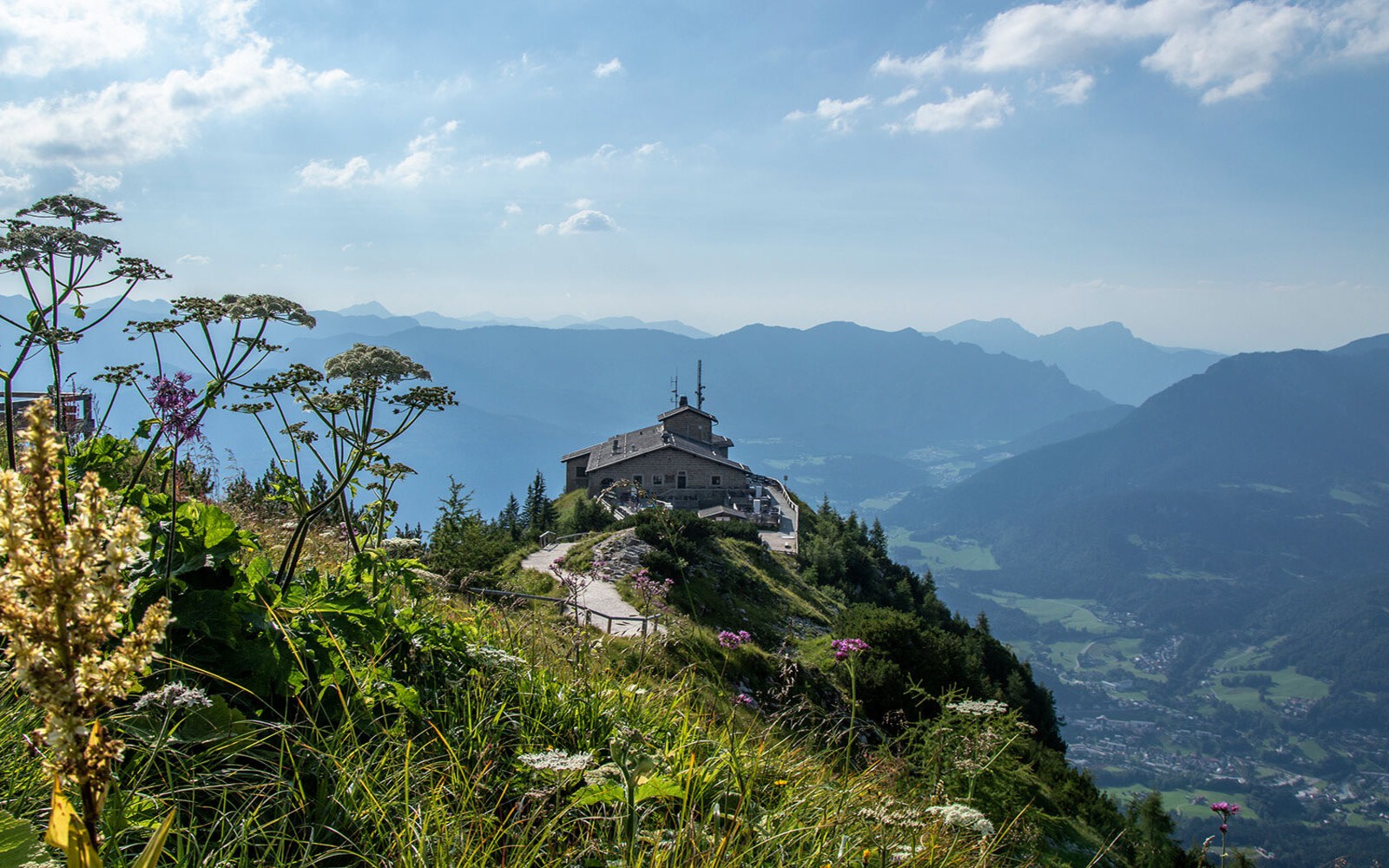 Obersalzberg and Eagle’s Nest Day Tour from Munich
