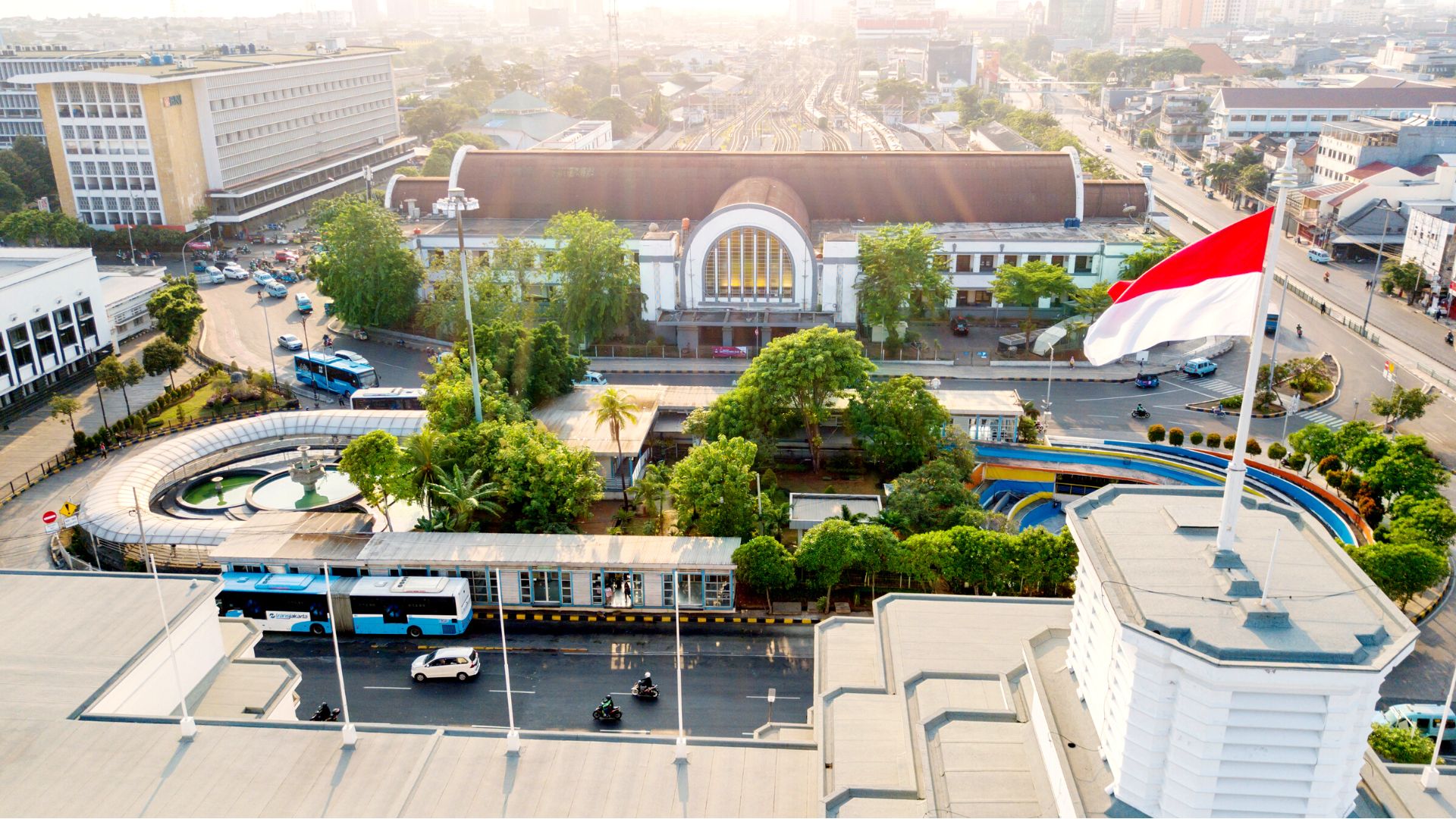 Jakarta Private Car Charter with Female Driver