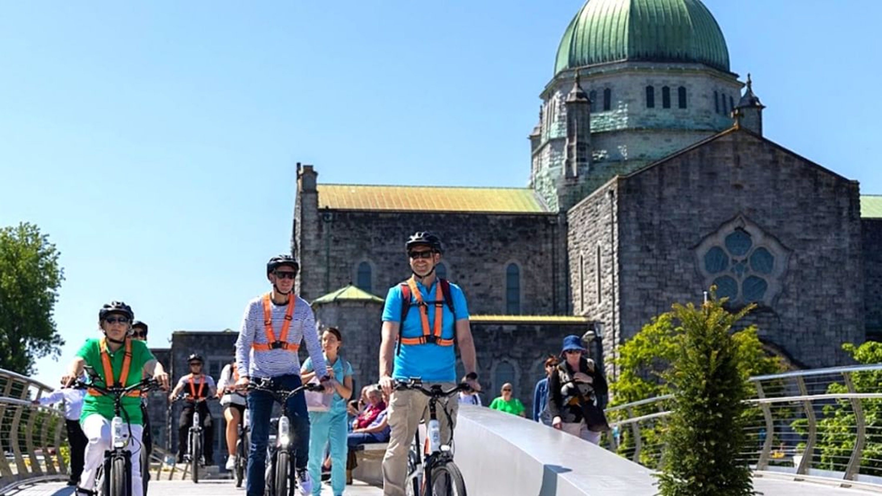 Electric bike tour in Galway