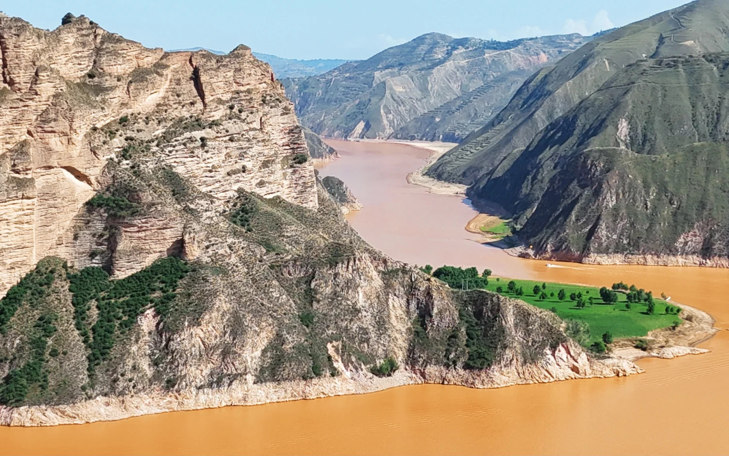 Lanzhou Bingling Temple Grottoes Full-Day Small Group Tour