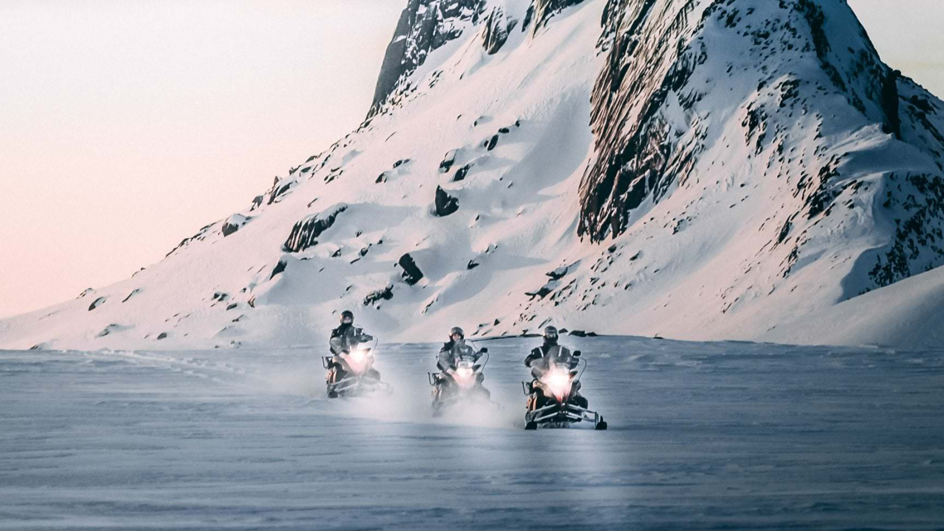 Golden Circle super jeep and snowmobile tour from Reykjavik