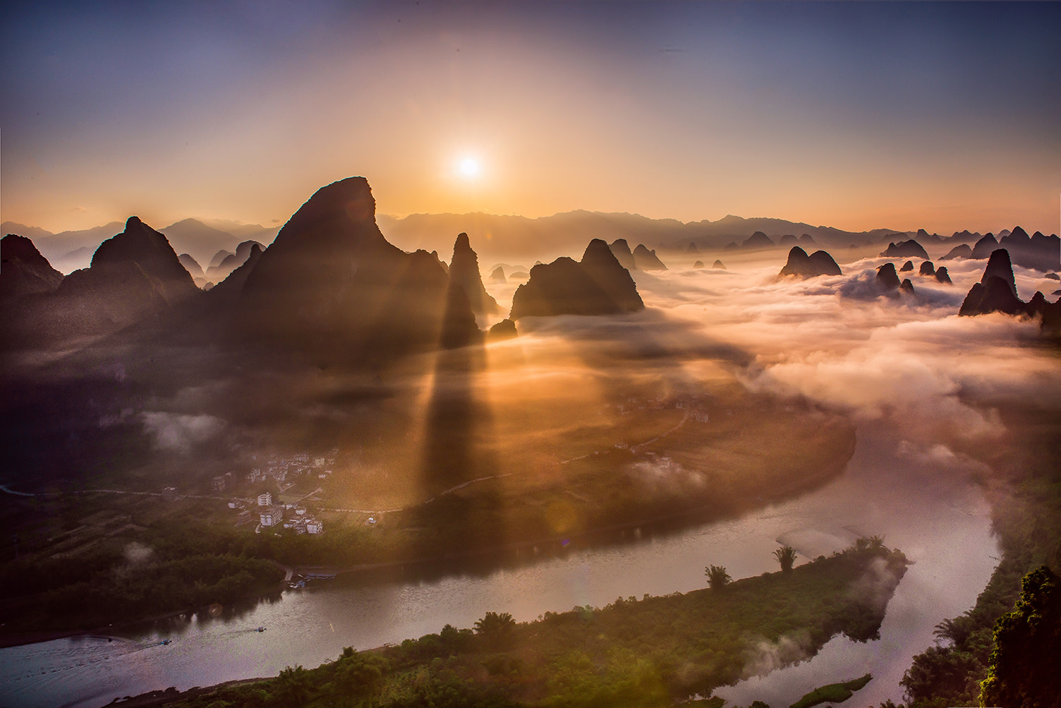 桂林相公山私人日出之旅 | ezTravel易遊網