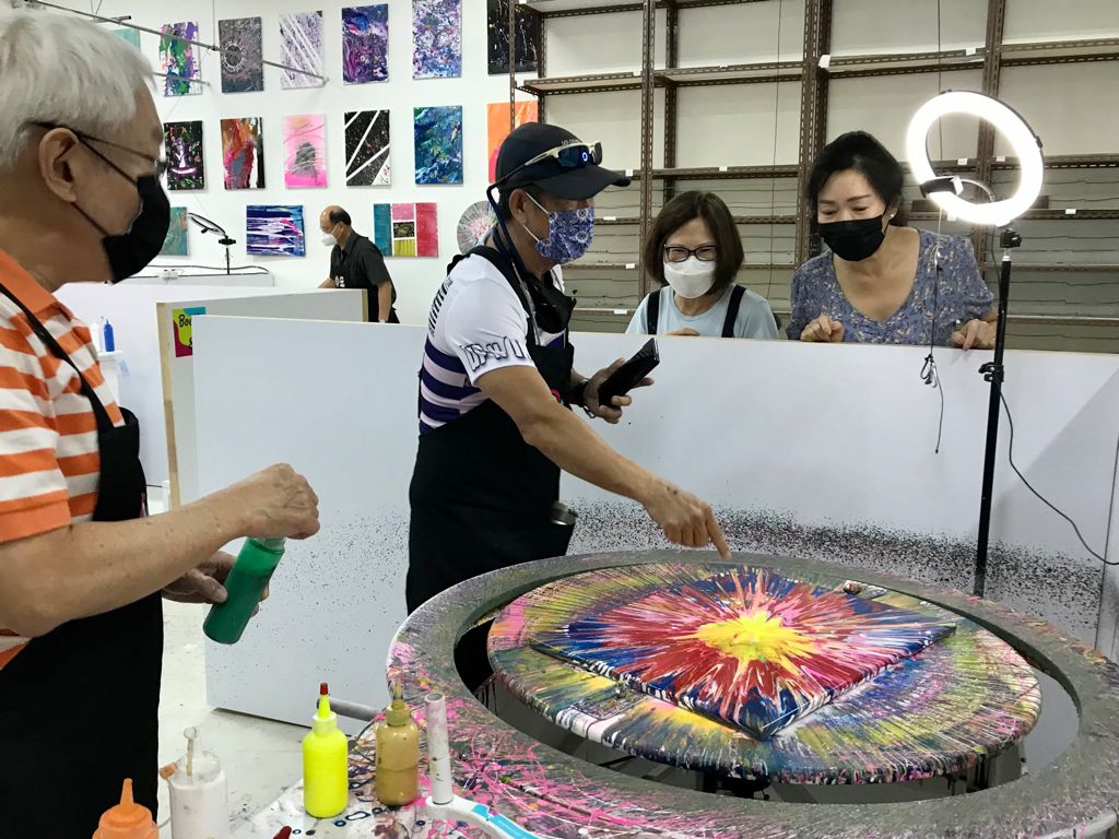 Spin Paint House 旋轉繪畫體驗