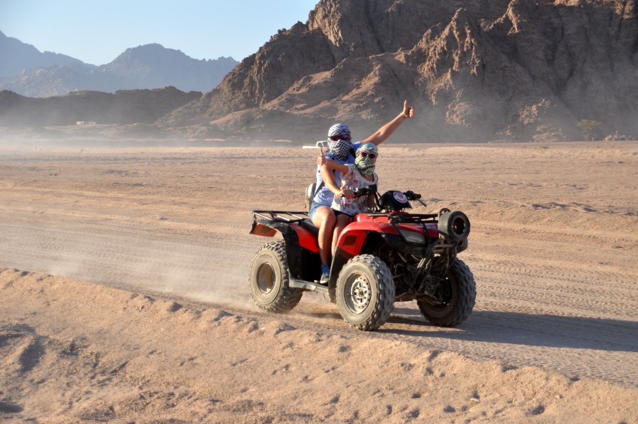 沙姆沙伊赫西奈沙漠 ATV 四輪車 / 沙灘車探險之旅