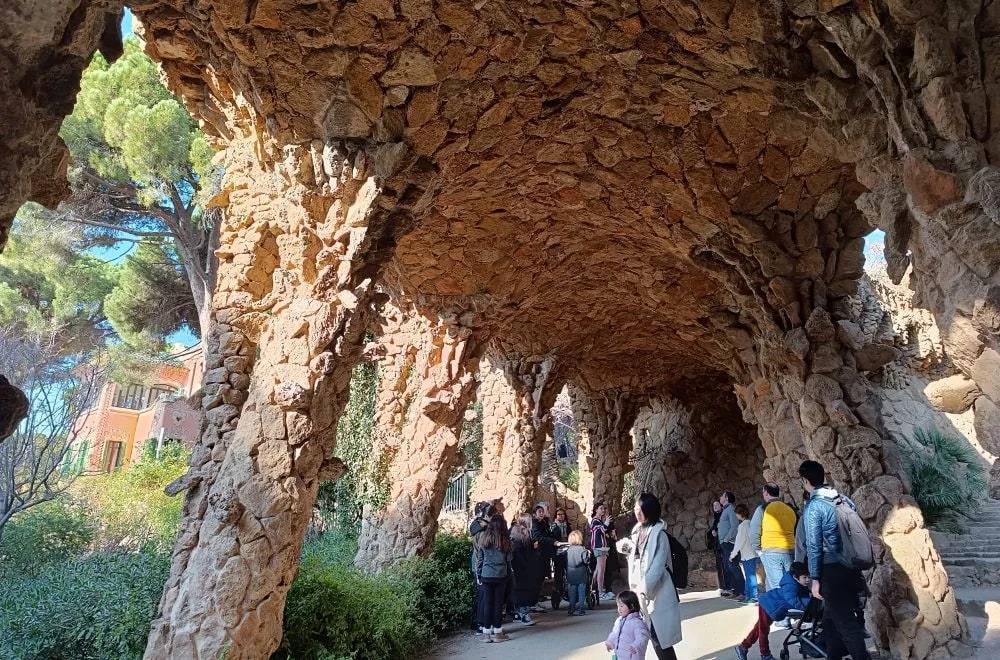 聖家堂 & 奎爾公園小團體導覽（含交通）