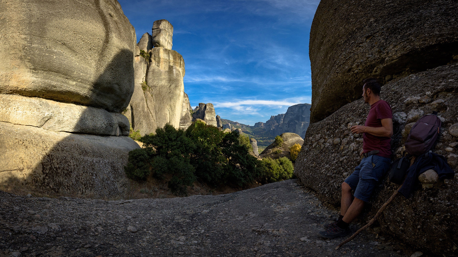 梅特歐拉（Meteora）健行遊，從卡拉巴卡或卡斯特拉奇出發，並參觀修 monastery