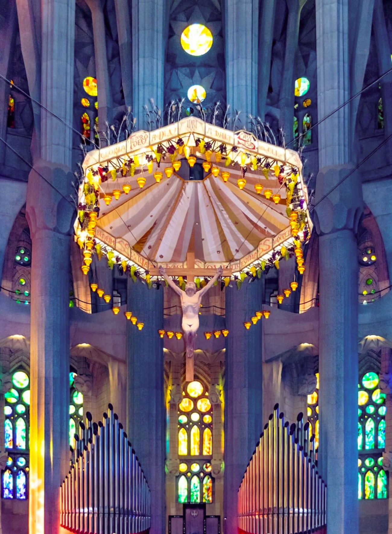 [Korean Guide] [Aura Tour] 💜Small Group💜 Sagrada Familia Interior Tour Holy Family Cathedral First-come, first-served 8 people Semi-Private