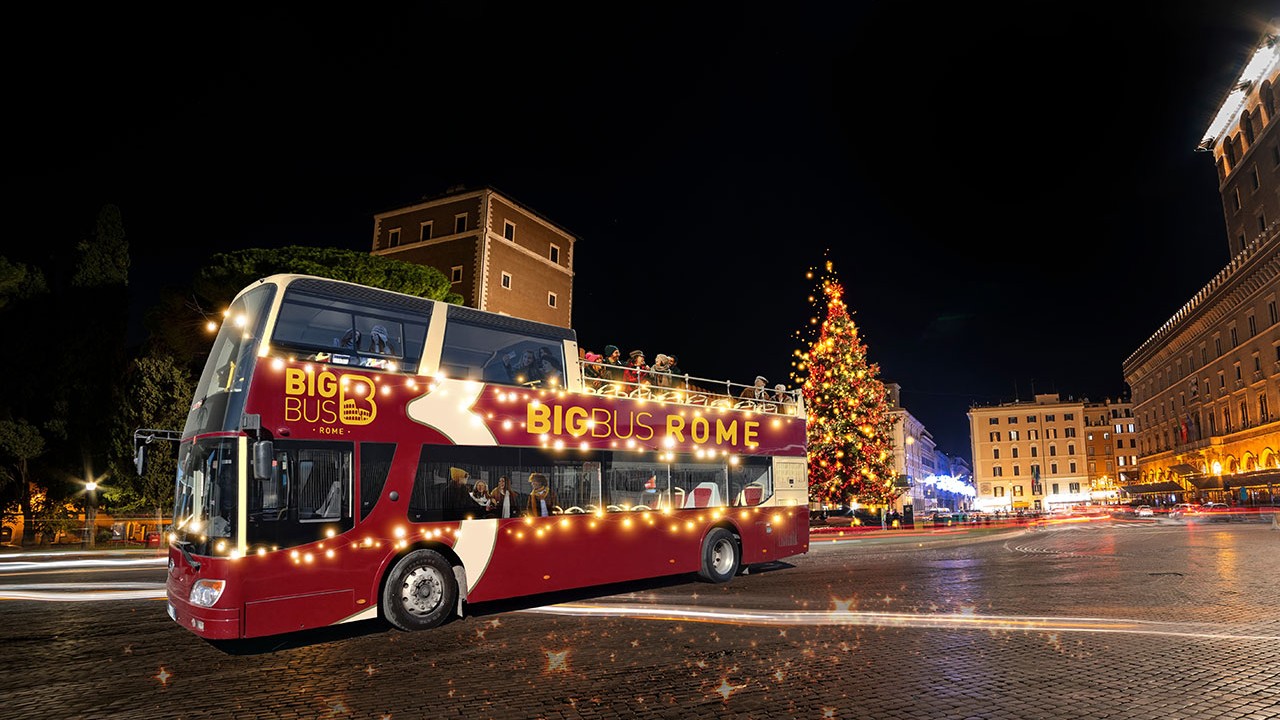 Rome Christmas Lights Panoramic Bus Tour with Live Guide
