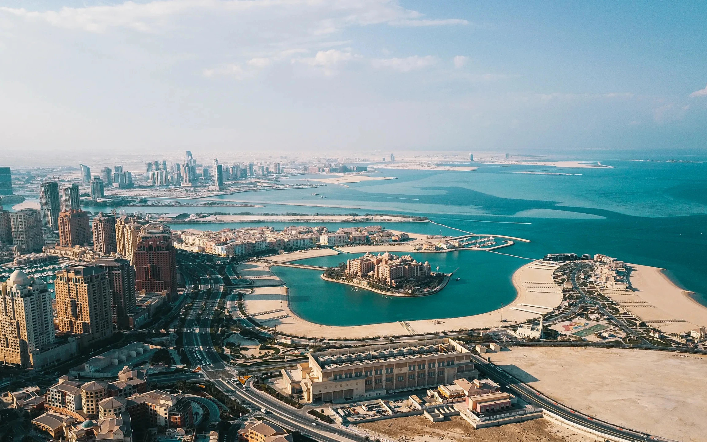 Doha 4-Day Private Qatar Discovery Tour with Desert Safari