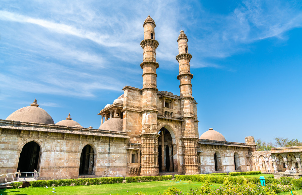 Explore Champaner &amp; Pavagadh: Full-Day Guided Tour from Ahmedabad
