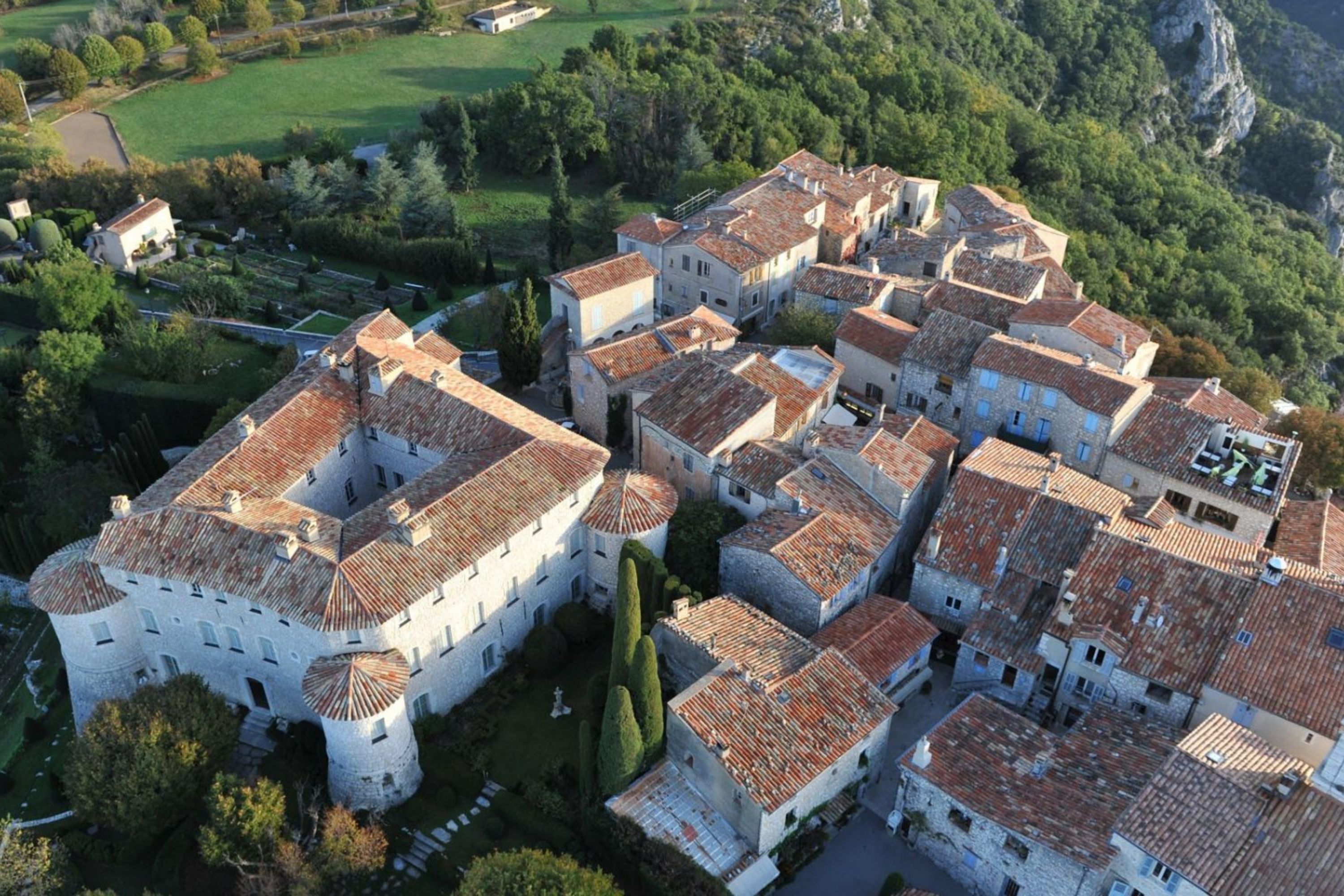 Embracing the beauty of Gourdon Village, an escape in the French Riviera hills