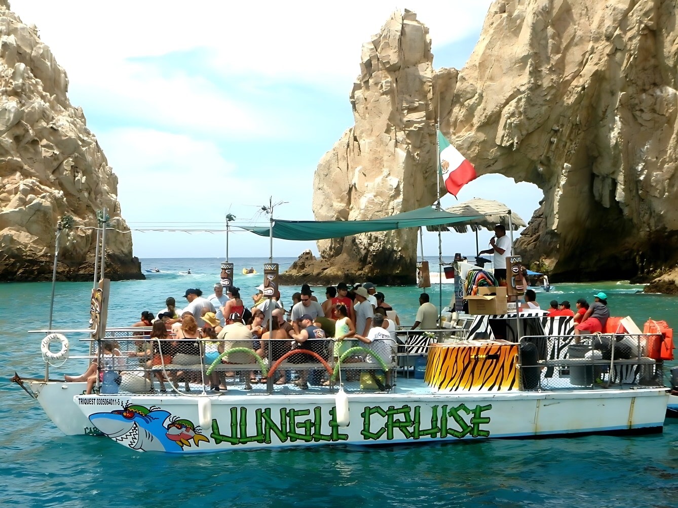 La Tortuga Catamaran Snorkeling Tour in Cabo