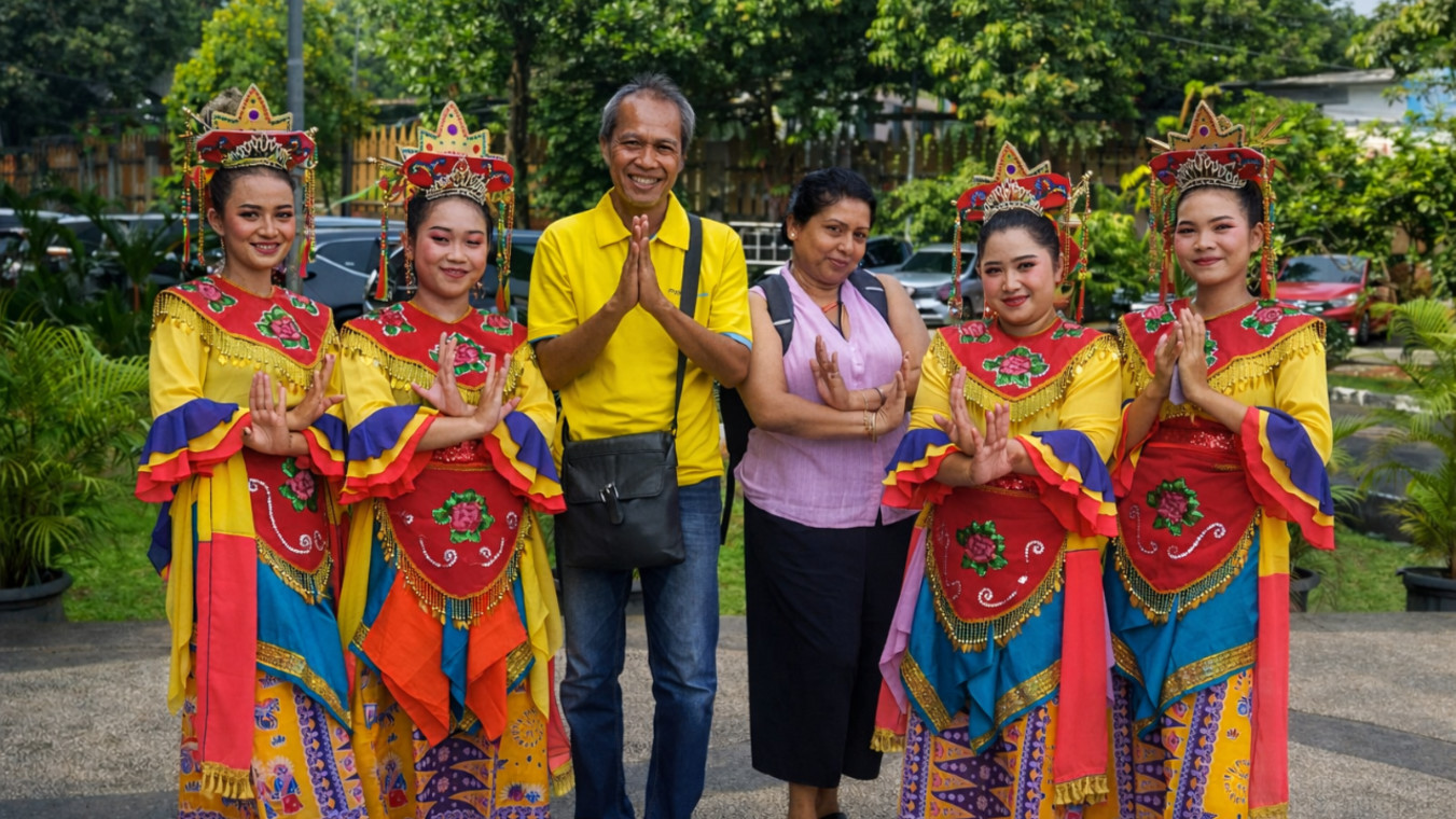 Jakarta Cultural Day: Betawi Village, Mosque, Temple | Multilingual