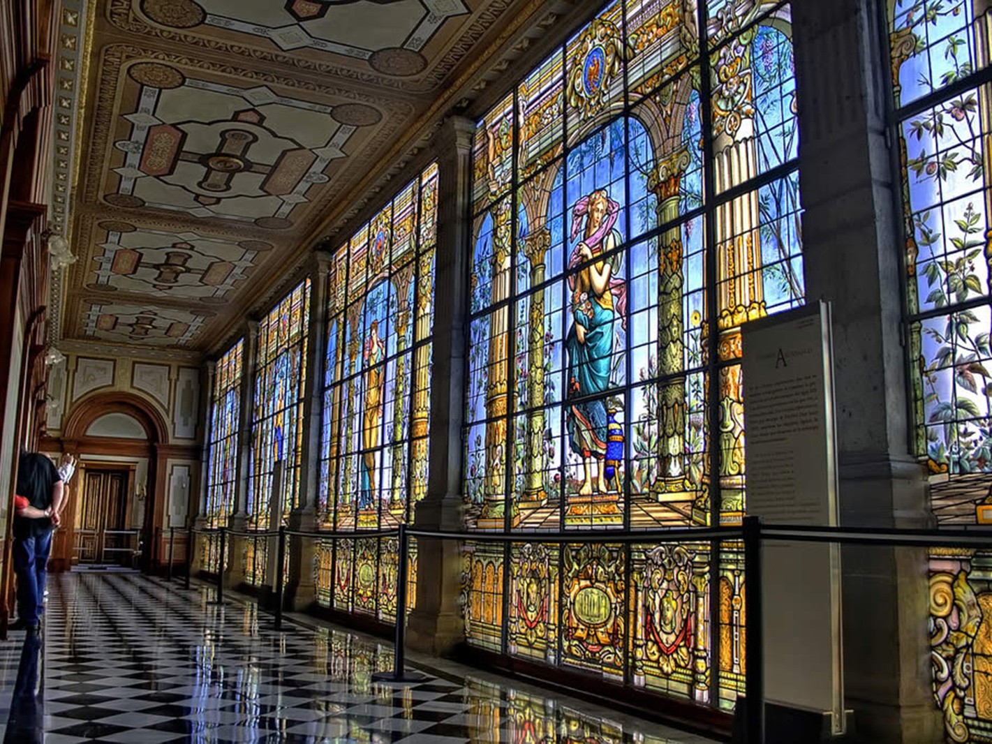 Chapultepec Castle After-Hours Access Tour in Mexico City