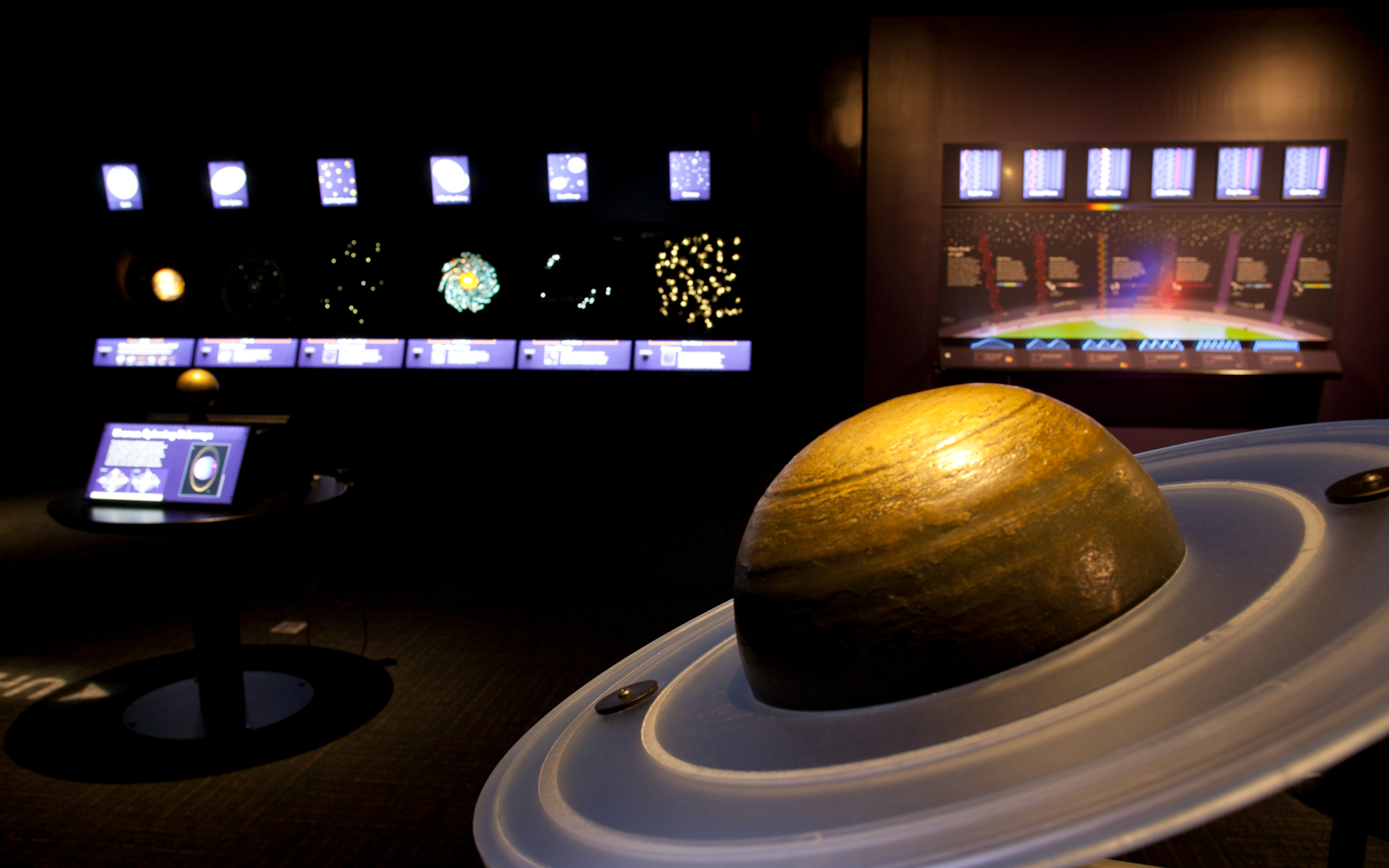 在波士頓科學博物館,盡情體驗互動式展覽、現場示範和創新科技 在波士頓科學博物館,盡情體驗互動式展覽、現場示範和創新科技