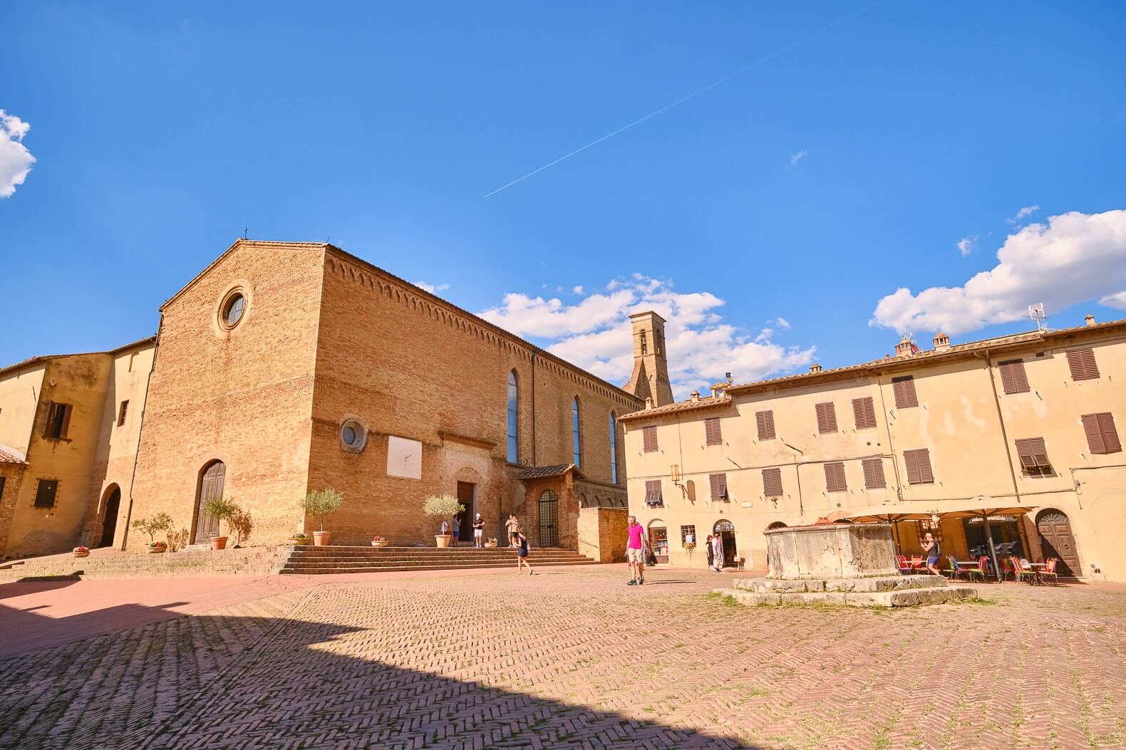 Siena, San Gimignano and Monteriggioni Tour from Florence