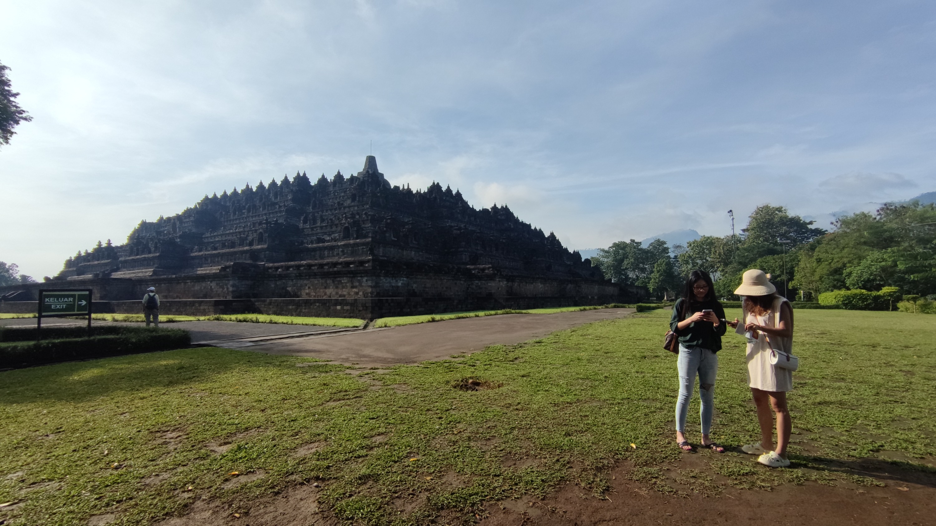 日惹婆羅浮屠寺 & Nepal Van Java徒步體驗