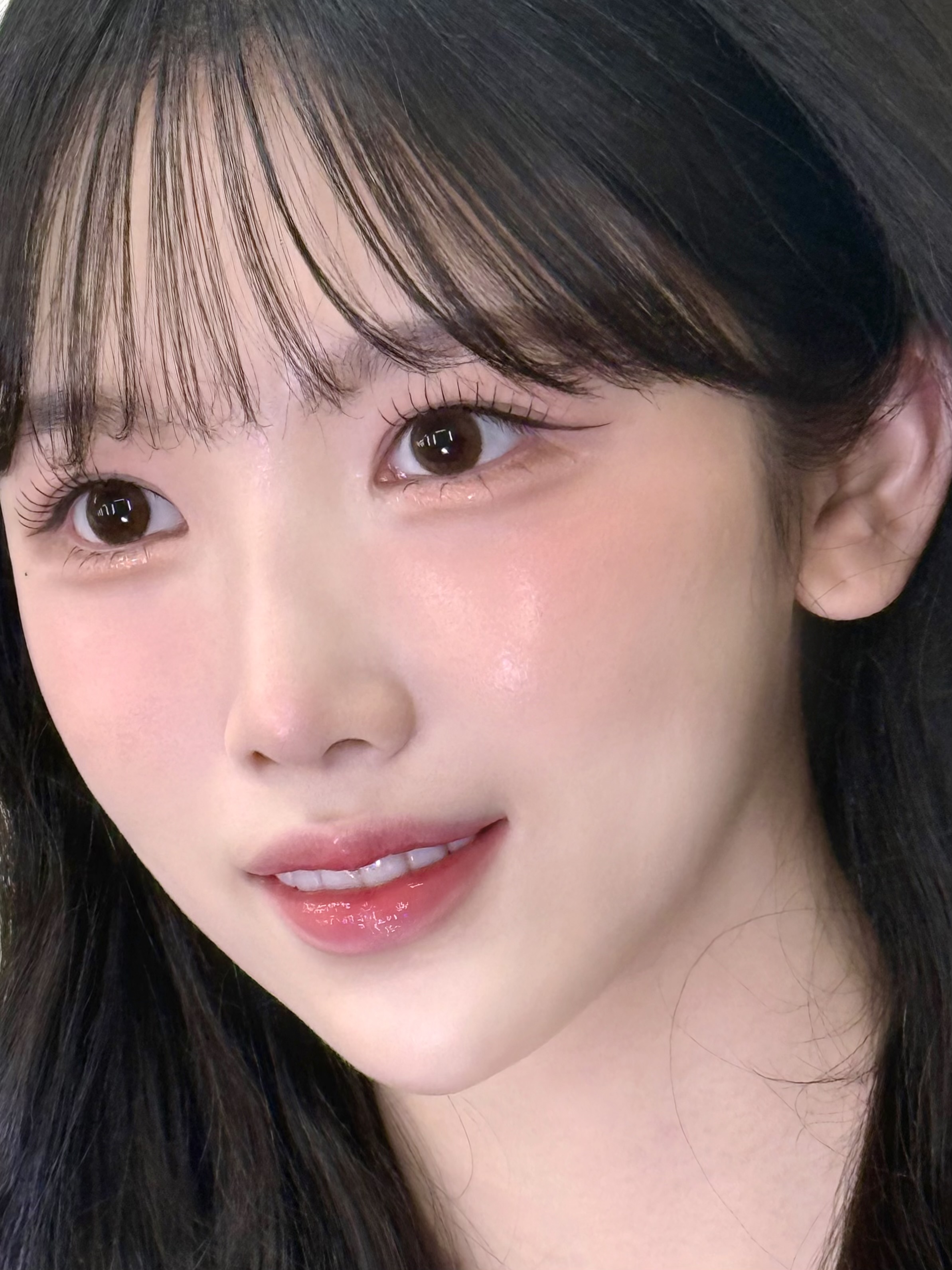 Moi Hair & Makeup：在弘大化妝沙龍享受專業造型