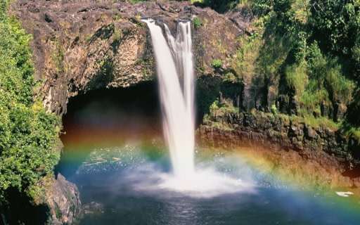 親眼見證彩虹劃過荒蕪卻肥沃大地的壯麗景象。