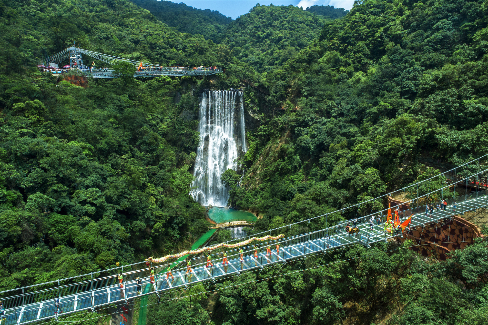 廣州出發清遠古龍峽 雲天玻霸 私人導覽一日遊