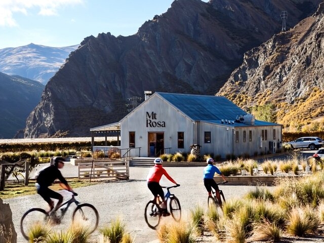 Gibbston Valley Wine Tasting Biking Tour