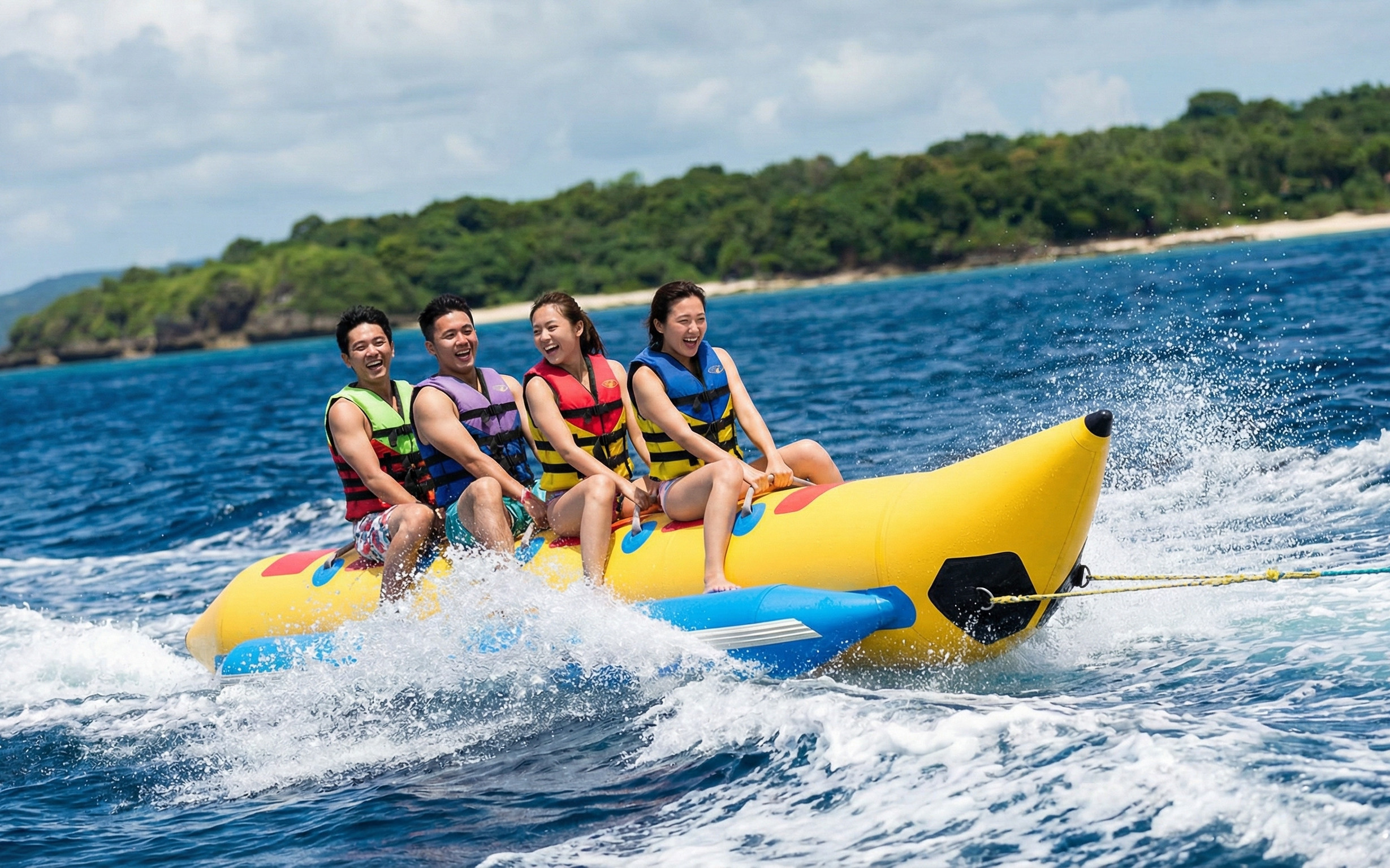 Mobor Beach: Water Sports Activities