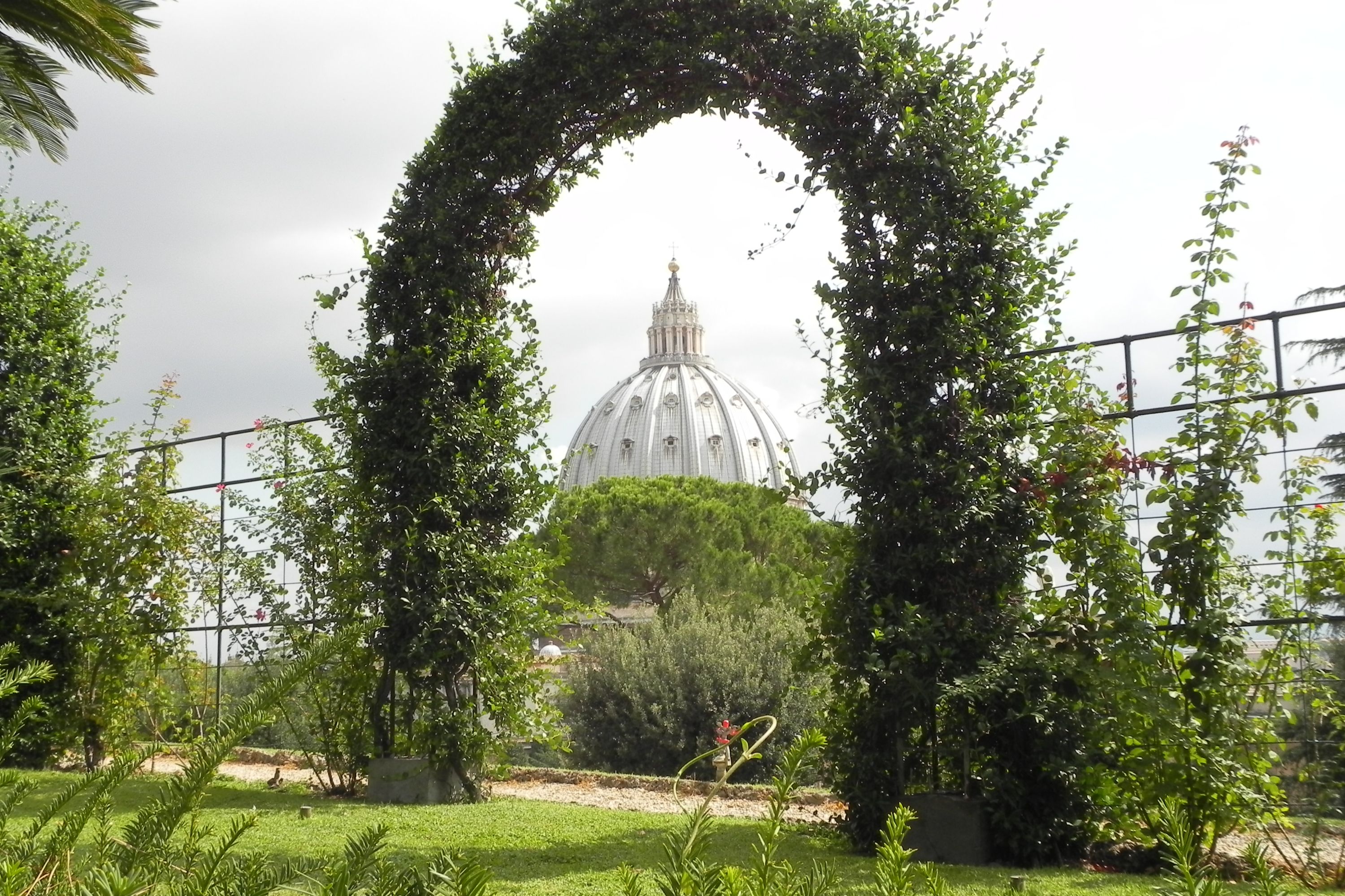 Vatican Gardens Bus Tour and Vatican Museum Ticket in Rome