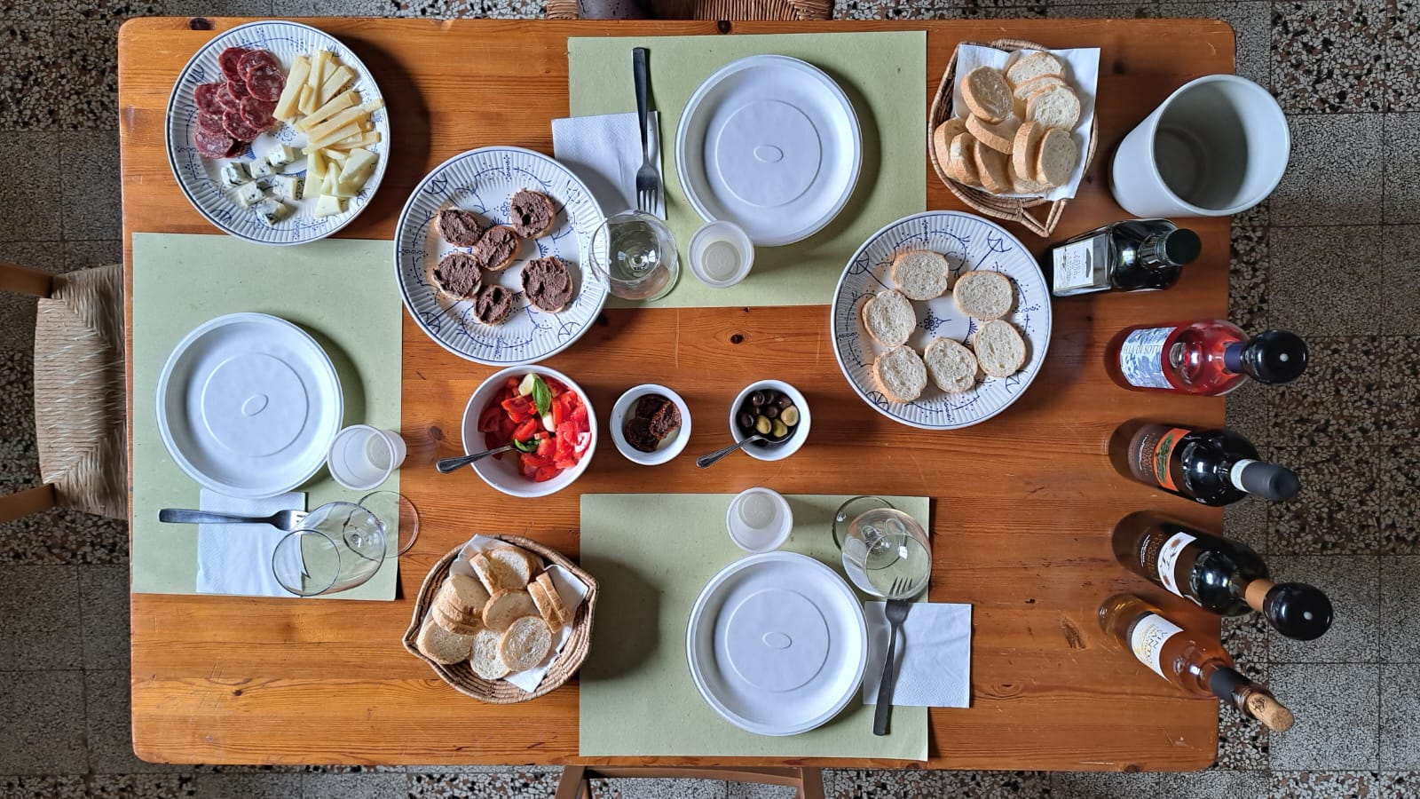 Tuscan Bites & Sips: Discover Tuscany Through Wine