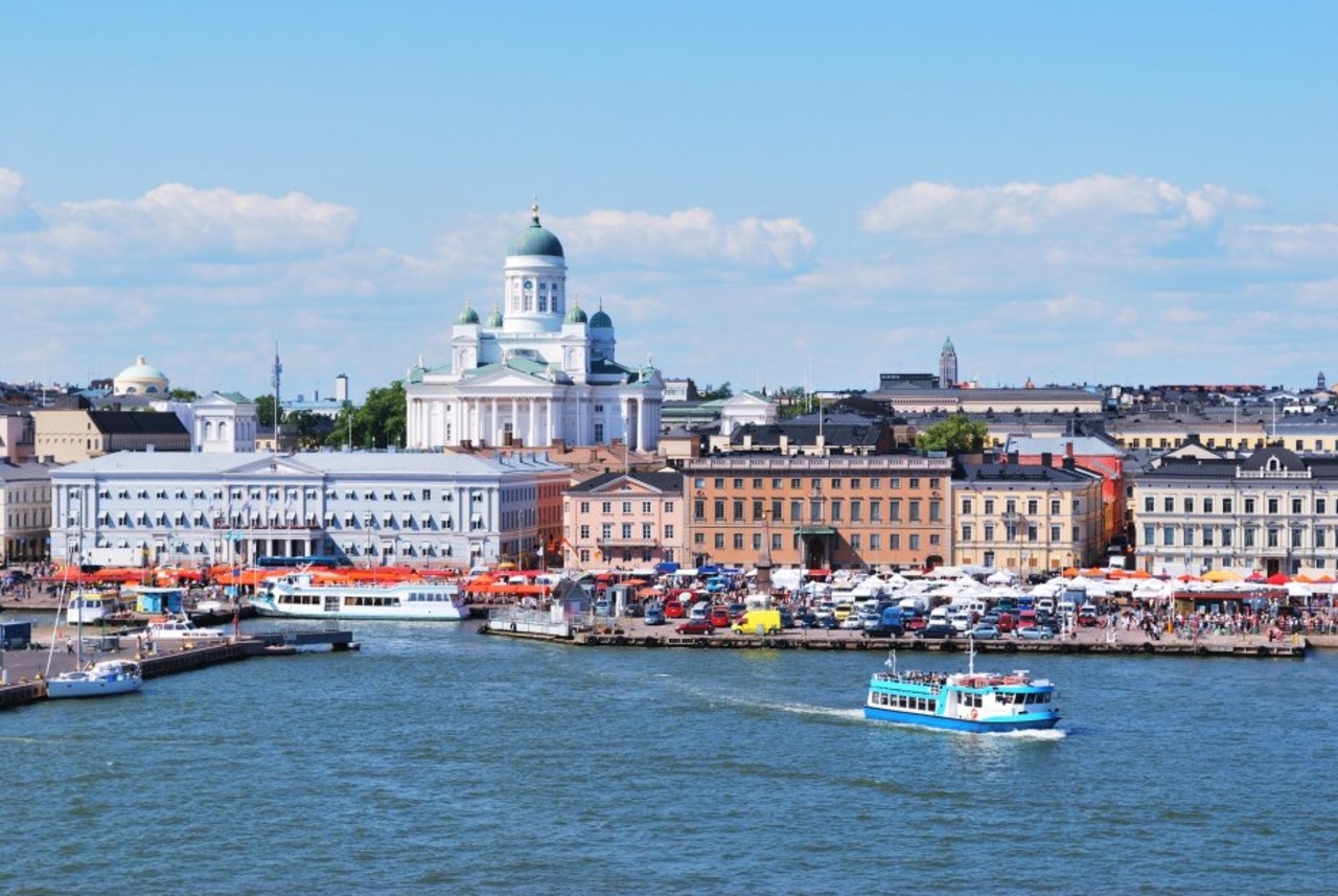 Private Helsinki City Tour with Authentic Sauna Experience