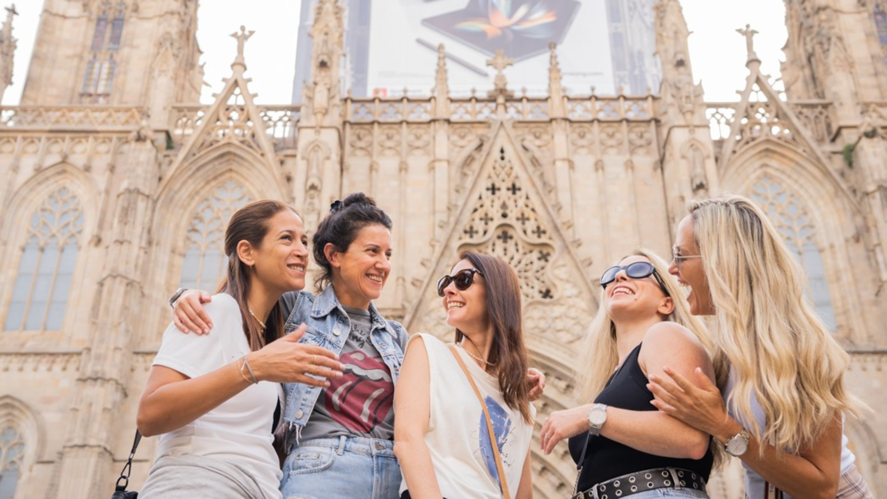 Barcelona Ciutadella Park & Gothic Quarter Half-Day Small Group Walking Tour