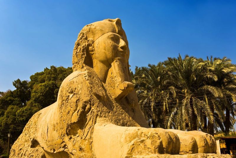 吉薩金字塔 (Giza Pyramids) 與獅身人面像 (Sphinx)、曼菲斯 (Memphis) 城市和薩卡拉 (Saqqara) 含午餐