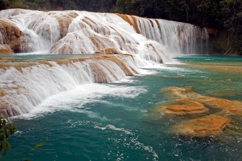Zona Arqueológica Palenque y Cascada de Mirolha y Agua Azul.