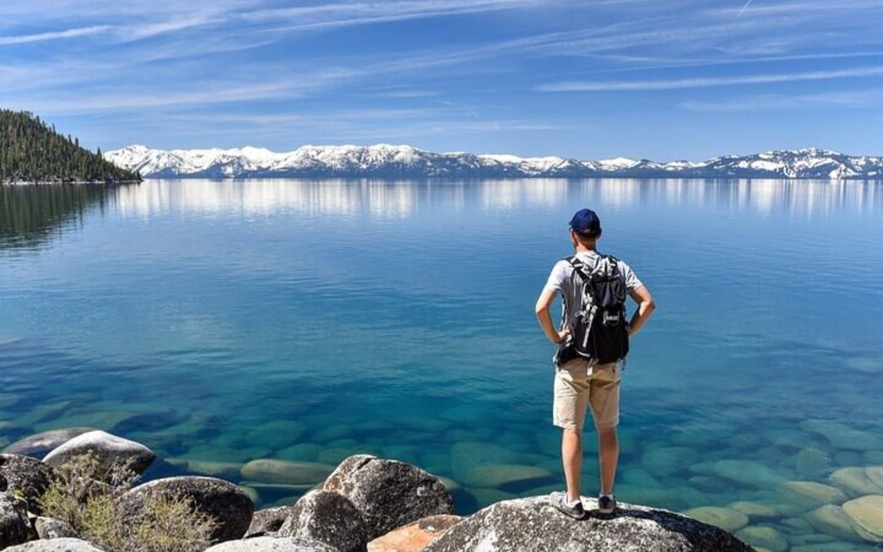 Lake Tahoe Full-Day Private Sightseeing Tour from Oakland