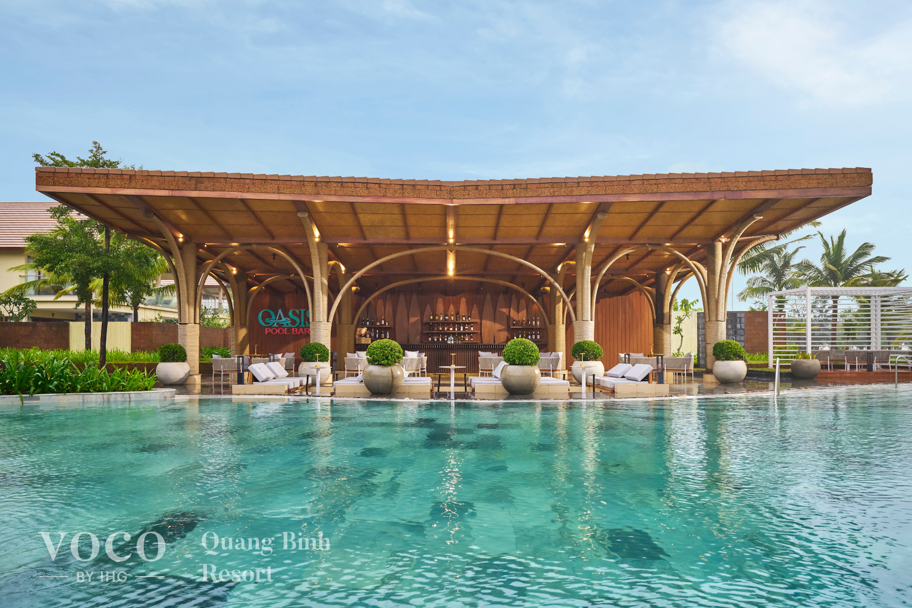 Floating Breakfast or Afternoon Tea at voco Quang Binh Resort 