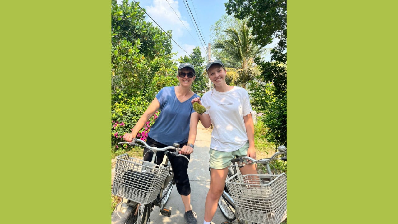 Cycle through orchards