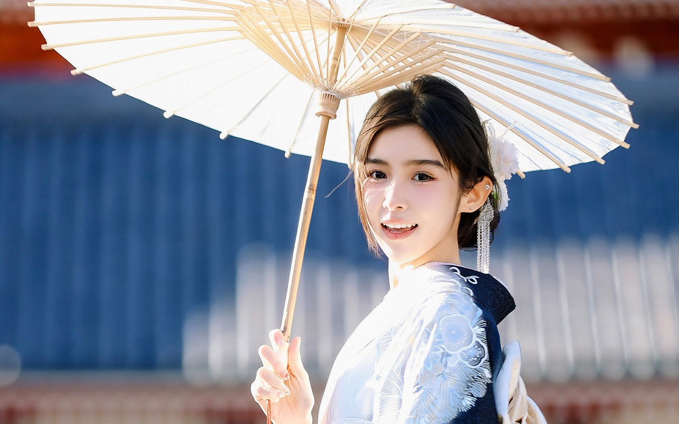 Asakusa Temple Kimono Photoshoot, Tokyo Travel Photography, Professional Photography, One-on-One Escorted Shooting, Suitable for Couples, Families, and Friends, Styling Advice, Action Guidance, Classic Shots